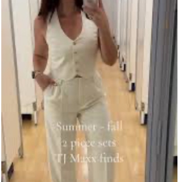 HOUSE OF HARLOW Cream Button-Up Vest Size L - Picture 13 of 13